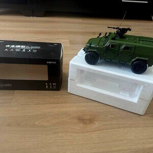 1:18 Scale Armored Vehicle Anti Riot Military Alloy Model